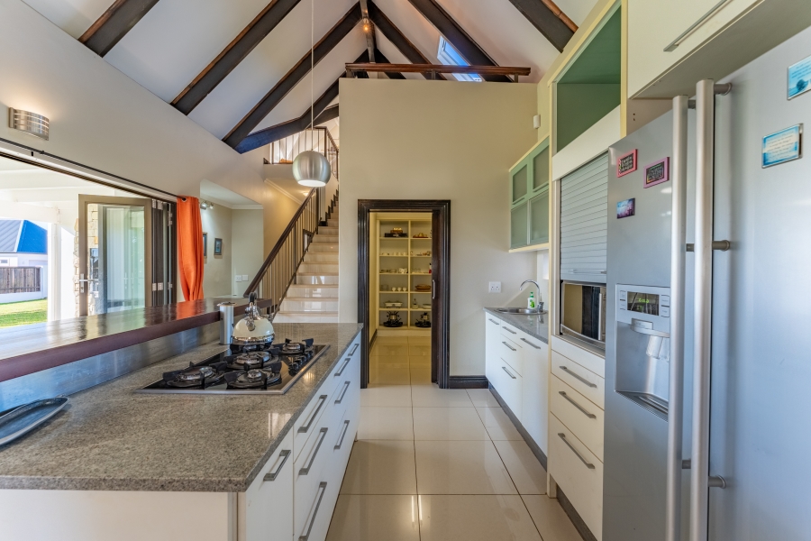 4 Bedroom Property for Sale in St Francis Links Eastern Cape